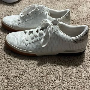 Universal Thread Women’s Shoes
